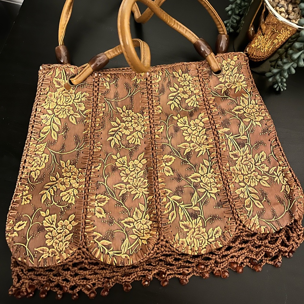 Beautiful Vintage Floral Brown Bag